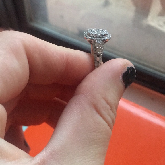 Wedding ring and bands size 6 - Picture 6 of 8